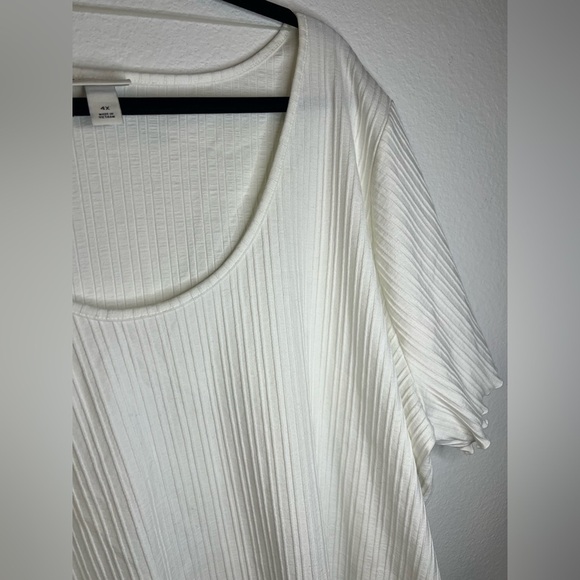 Ava & Viv Cream Boxy Short Sleeve Tee - Picture 4 of 4